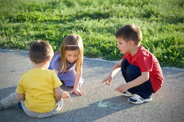 孩子们做了错事，家长一味地追求赏罚分明，不一定是正确的
