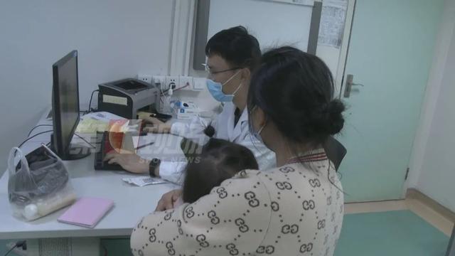 玩具又出事！1岁女童误食“水宝宝”…这几点家长必须注意