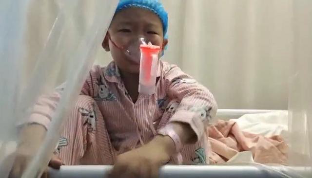 5岁女童苦苦哀求：“妈妈，不要留我一个人！”