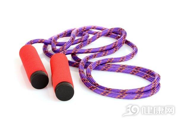 跳绳能减肥吗大实话：跳10分钟＝跑步30分钟