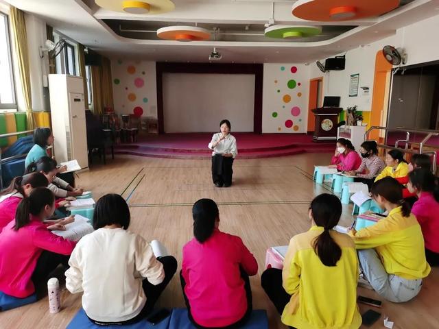 幼儿成长 教师先行 | 诺亚舟中大星耀幼儿园主题教研活动