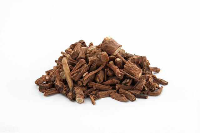 经常手脚冰凉是怎么回事？四味药送给你，疏肝解郁