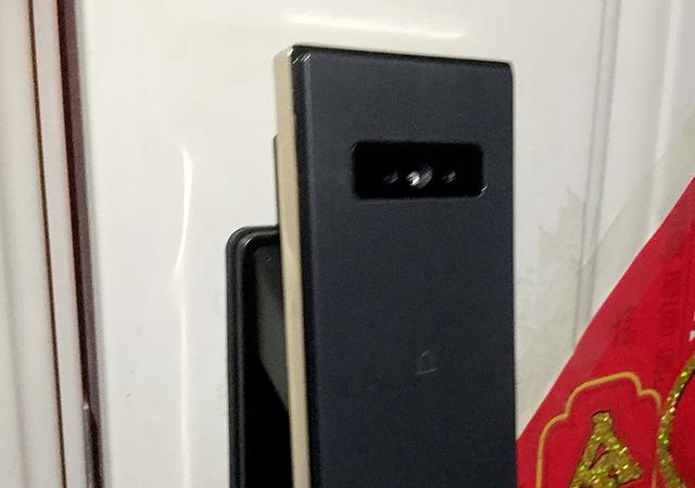 VOC人脸识别智能门锁T11 Face：确认过眼神，这是值得信赖的指纹锁