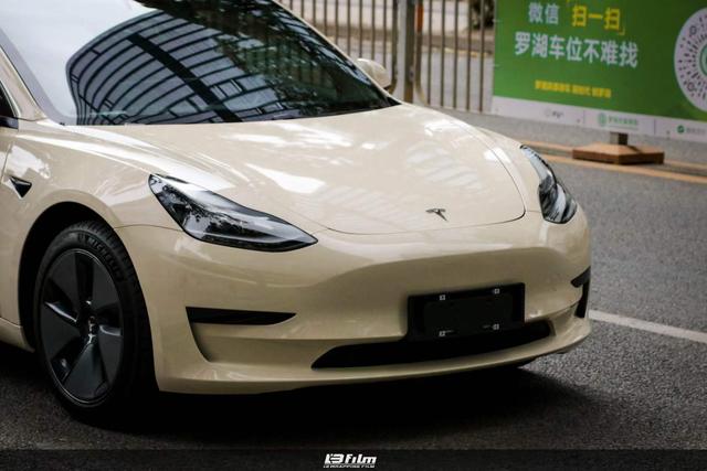 特斯拉-model  3全车LB改色膜高亮卡其米兰