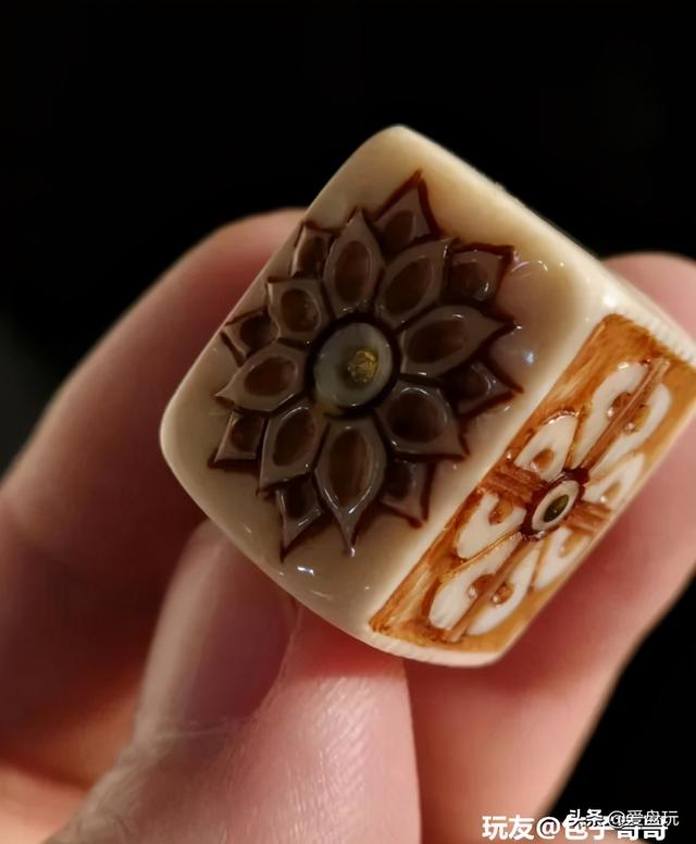 为啥用骰子做手串配饰？背后的含义真是有意思