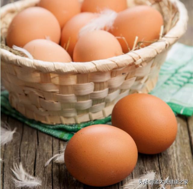 鸡蛋、鸭蛋、鹅蛋哪个更有营养？为什么鹅蛋更大，却不受欢迎？