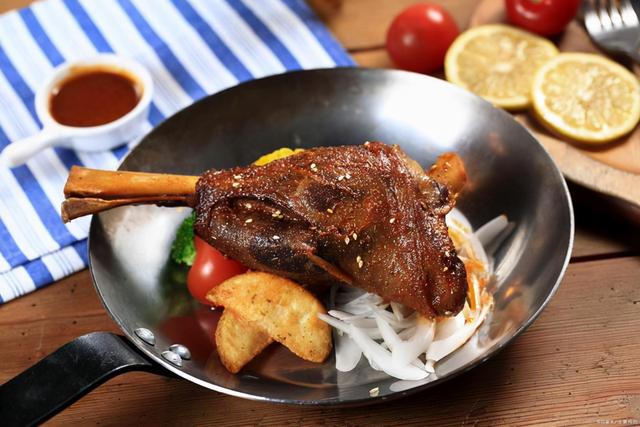 血糖超标的人，应该吃牛肉还是猪肉？为了健康，希望你能正确对待