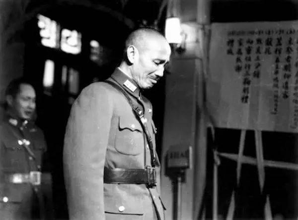 国民党为什么会失败（蒋介石败逃台湾时总结3点原因）