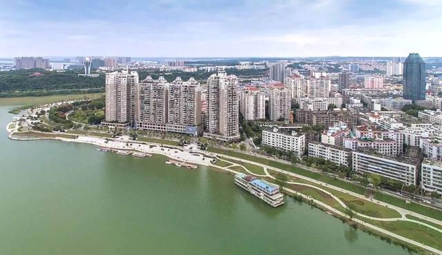 宜宾破2000亿，德阳领先南充！四川21市三季度GDP出炉