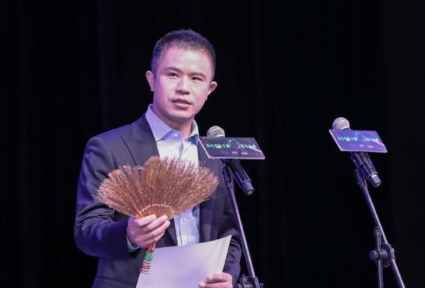 吕星辰:要告别《逐梦演艺圈》？毕志飞翻拍《小城之春》，投机取巧被戳穿