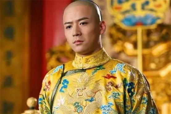 南亚一小国来请皇帝改名，嘉庆大怒：把名字倒过来，一直到现在