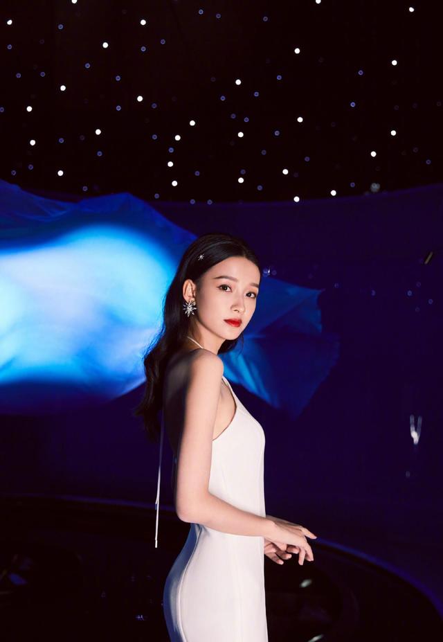 孙怡的老公是谁:孙怡谈与董子健相处模式 自曝感情观：表达爱意时不求对方回应