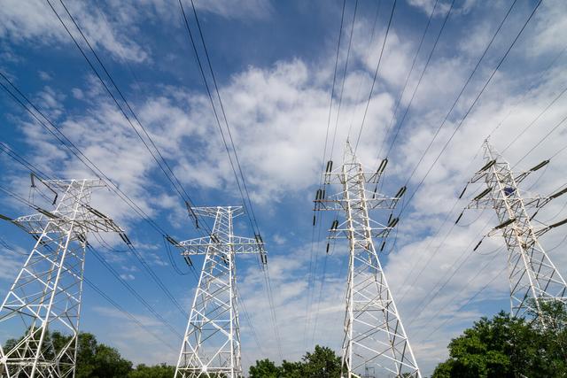 不扩大煤炭供应，为什么反而要限电呢？