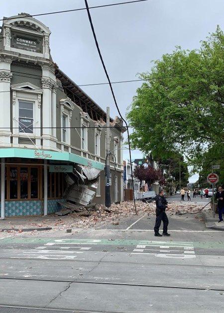 澳大利亚发生强烈地震，极为接近墨尔本！建筑物损毁，震级很罕见