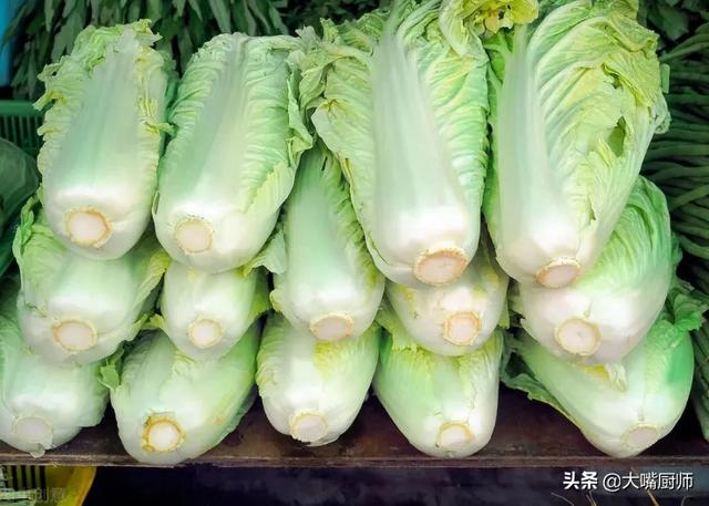 菜农教我一招 白菜放半年不会坏 不蔫儿不烂 像刚买的一样新鲜 全网搜