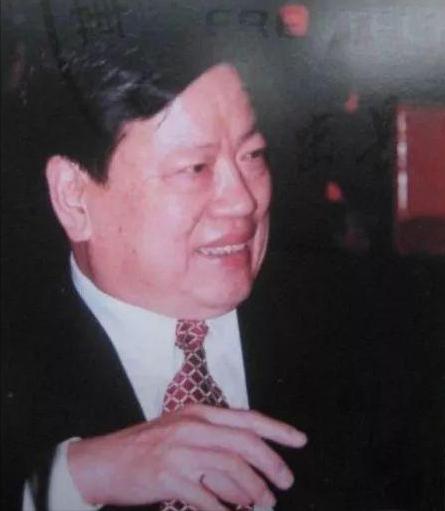 河南新飞兴衰史：刘炳银开创冰箱之王时代，却遭外资围剿衰败？