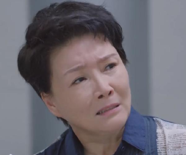 有人挪用公款，有人抵押房屋，《两个人的世界》告诉你炒股多害人