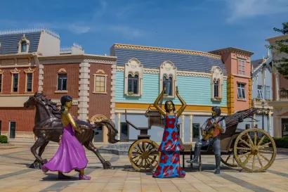 停工、转让、关门…房企纷纷撤离，国产主题公园集体落幕