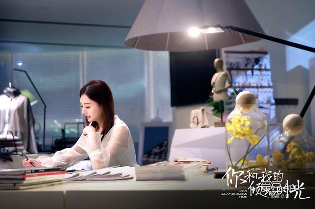 「记者爆料」赵丽颖跳舞和走秀(赵丽颖走秀和跳舞视频)