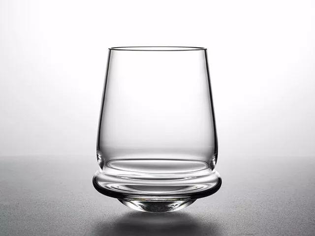 水晶酒杯