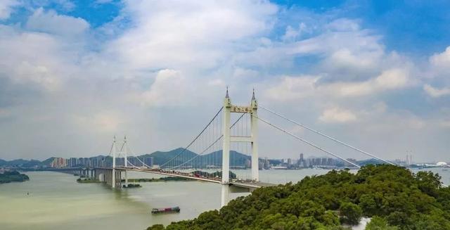 沈阳华阳旋盘制砂机油站图片