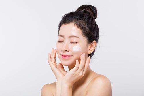 玉泽身体乳厚涂灼伤皮肤