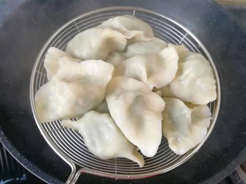 煮饺子