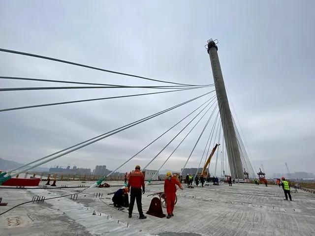 长治水泥路面破碎机