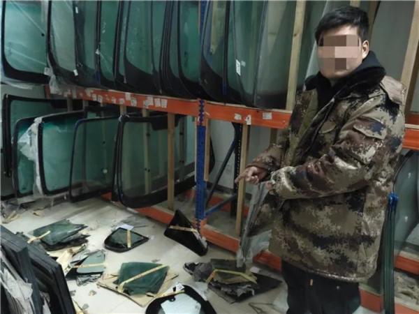 汽车玻璃破碎机价格