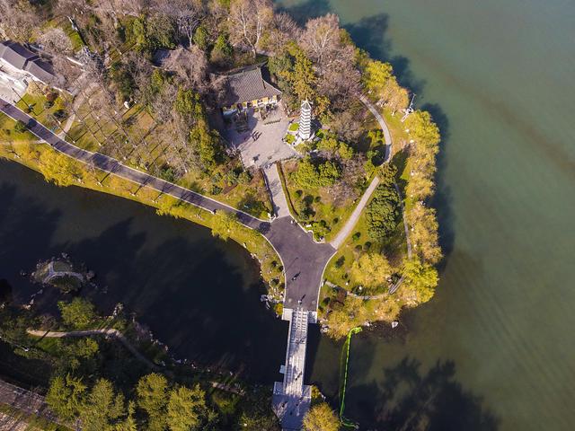 玄武湖在哪里 玄武湖在哪里（玄武湖在哪里个城市） 生活