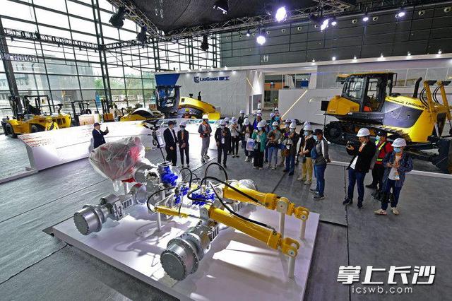 世界工程机械宝马展