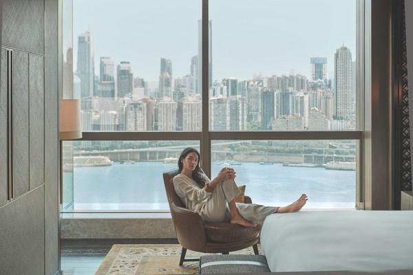 北京丽晶酒店重庆丽晶酒店视觉形象及品牌服务焕丽晶老板娘照片