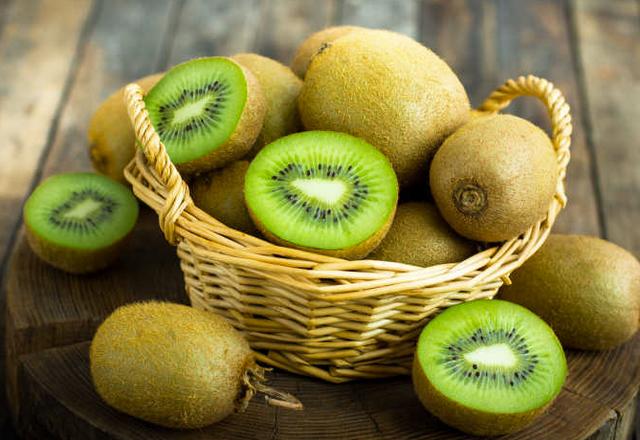 口渴舌燥？夏季寒凉水果这样吃更健康