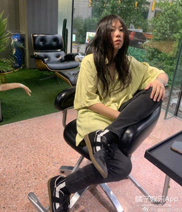 ��ȥ���� ������˭(ת���ˣ�񼾸ͯһ�ķ�������ͷ������������ԪѫTony������ͷ��С)