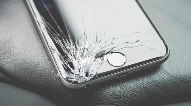 新專利顯示未來iPhone可以自動警告用戶顯示屏出現裂紋和損壞