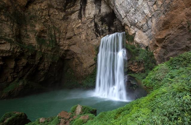 貴州清鎮：深山瀑佈美
