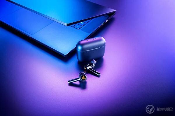 幻彩加持！Razer 發佈真無線耳機、V3 迷你無線遊戲機械鍵盤等新品