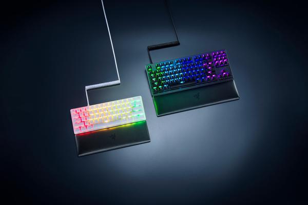 幻彩加持！Razer 發佈真無線耳機、V3 迷你無線遊戲機械鍵盤等新品