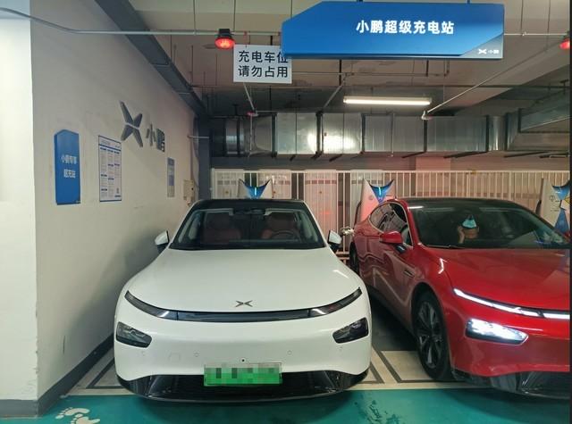 小鹏汽车 P7体验评测：什么才是智能化座舱？