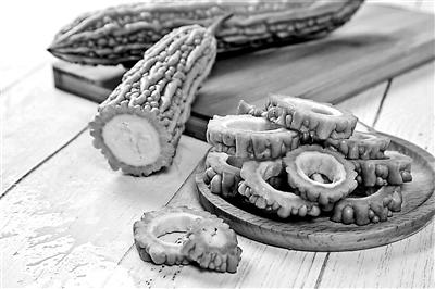 患上骨质疏松的“锅”别再甩给苦瓜了