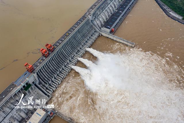 三峡水库有效拦蓄长江2021年第1号洪水