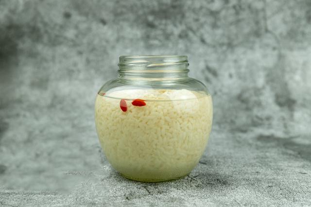 老祖宗留下的好东西！冬天吃它舒筋活络，关节不痛，在家就能做