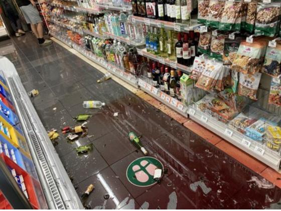 今夜在日华人圈被刷爆！6.1级地震被称为311之后最大震感，请务必注意余震