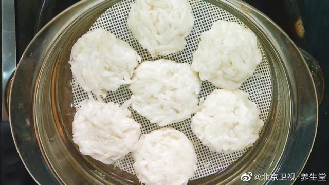 冬吃萝卜保平安！萝卜和它是绝配，这样吃滋阴润肺又减脂