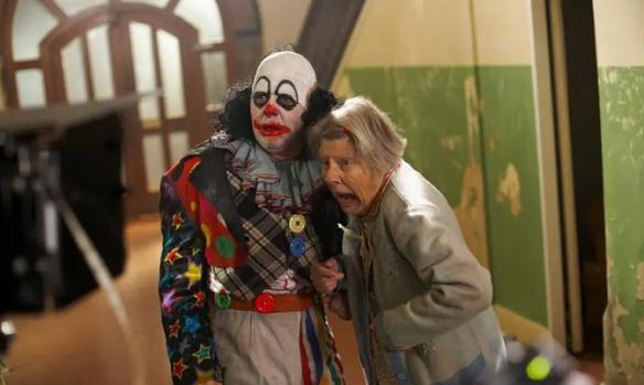 搞笑电视剧大全（10部高质量英国爆笑喜剧推荐）