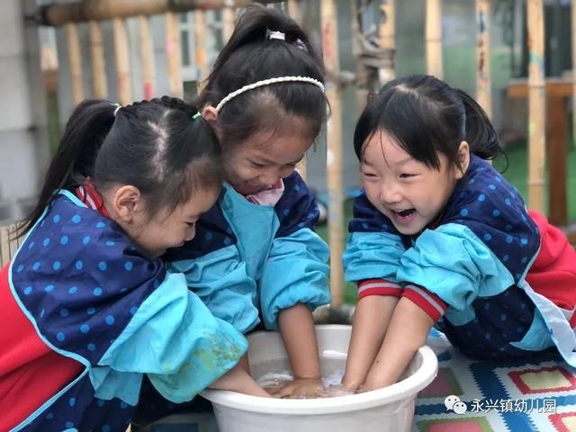 「校园动态」魅力扎染 润七彩童心 | 永兴镇幼儿园开展扎染体验活动