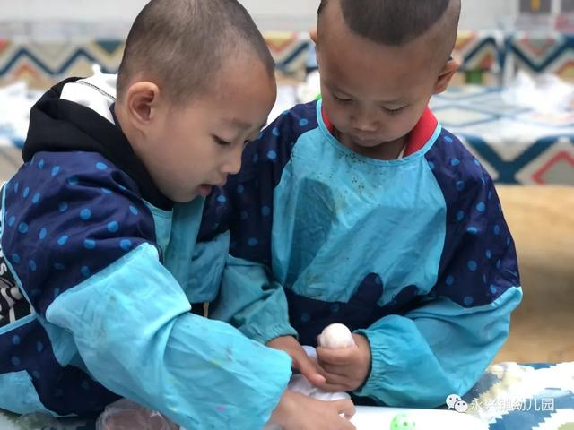 「校园动态」魅力扎染 润七彩童心 | 永兴镇幼儿园开展扎染体验活动