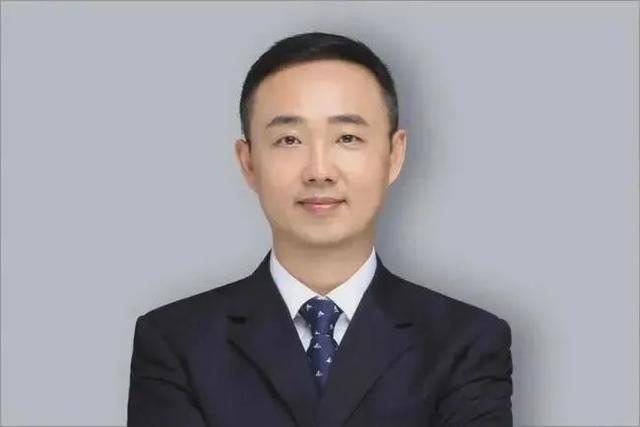 狂买这些股！刚刚，两大千亿顶流季报出炉！张坤重磅发声：优质公司估值没有泡沫，未来三到五年可以更加乐观！刘彦春：错误总会被纠正