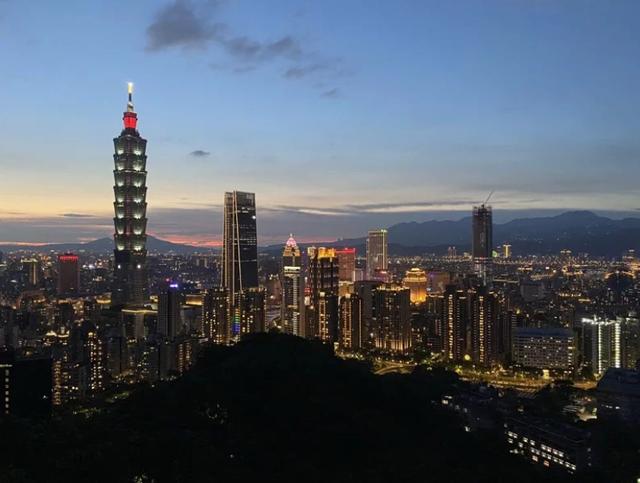 台湾有大事发生！国民党打响“第一枪”场面火爆，炮轰民进党下台