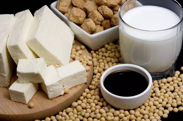 吃虾皮可以补钙？医生：真正补钙的是这5种食物，你都爱吃吗？